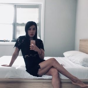 Meet your Posher, Valeria